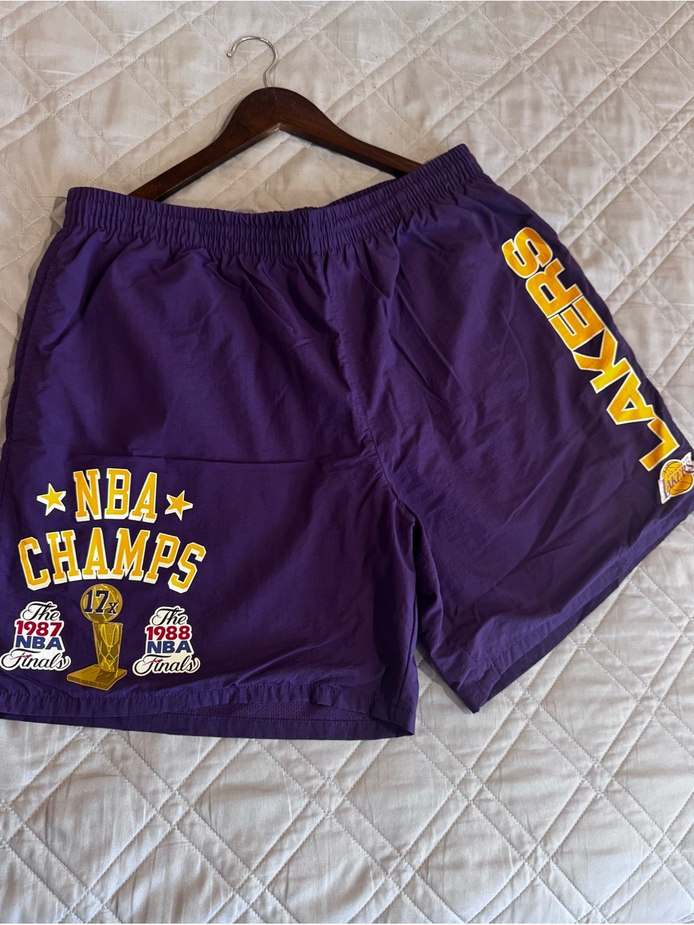 Los Angeles Lakers Purple NBA Champs Mitchell & Ness shower men’s XL